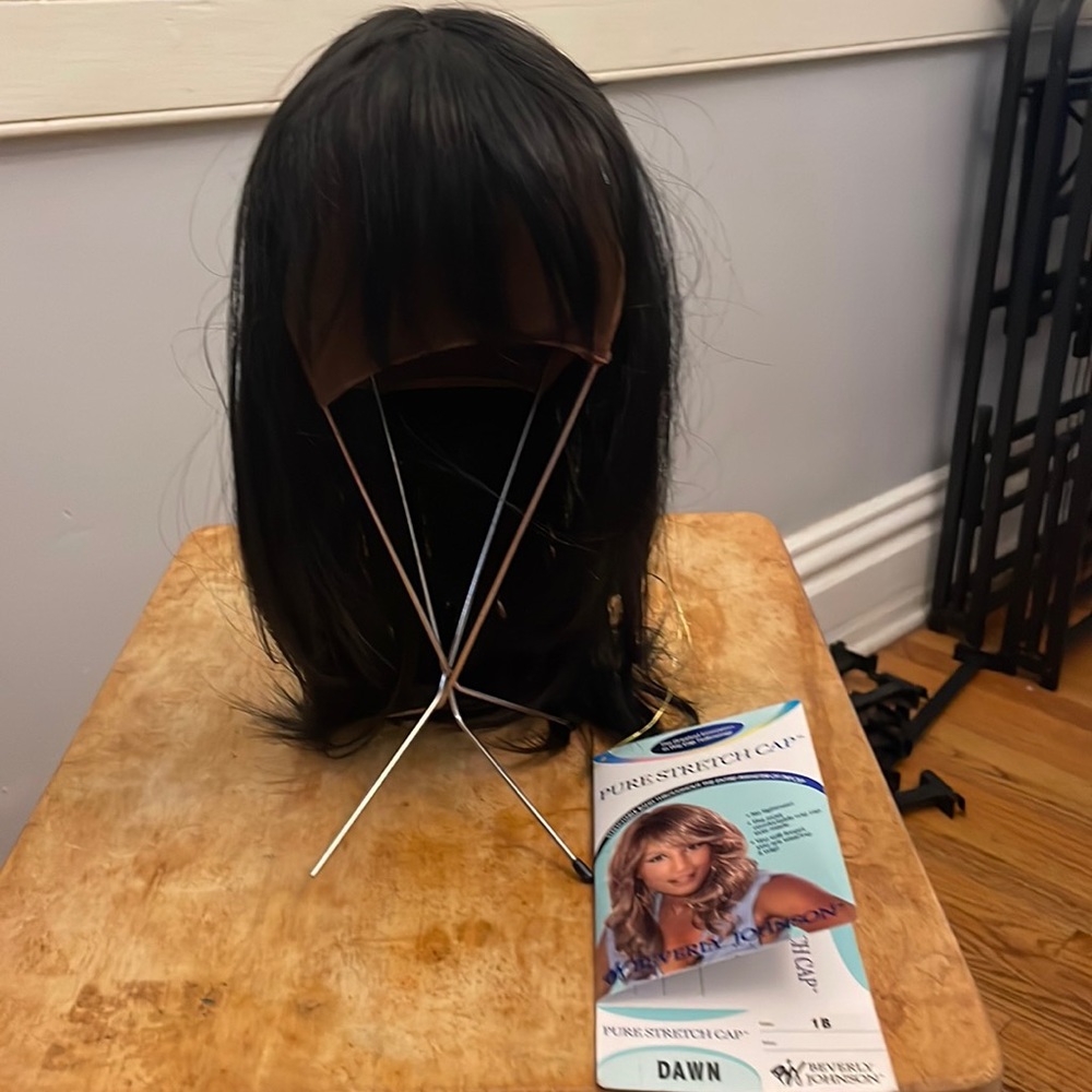 Beverly Johnson wig